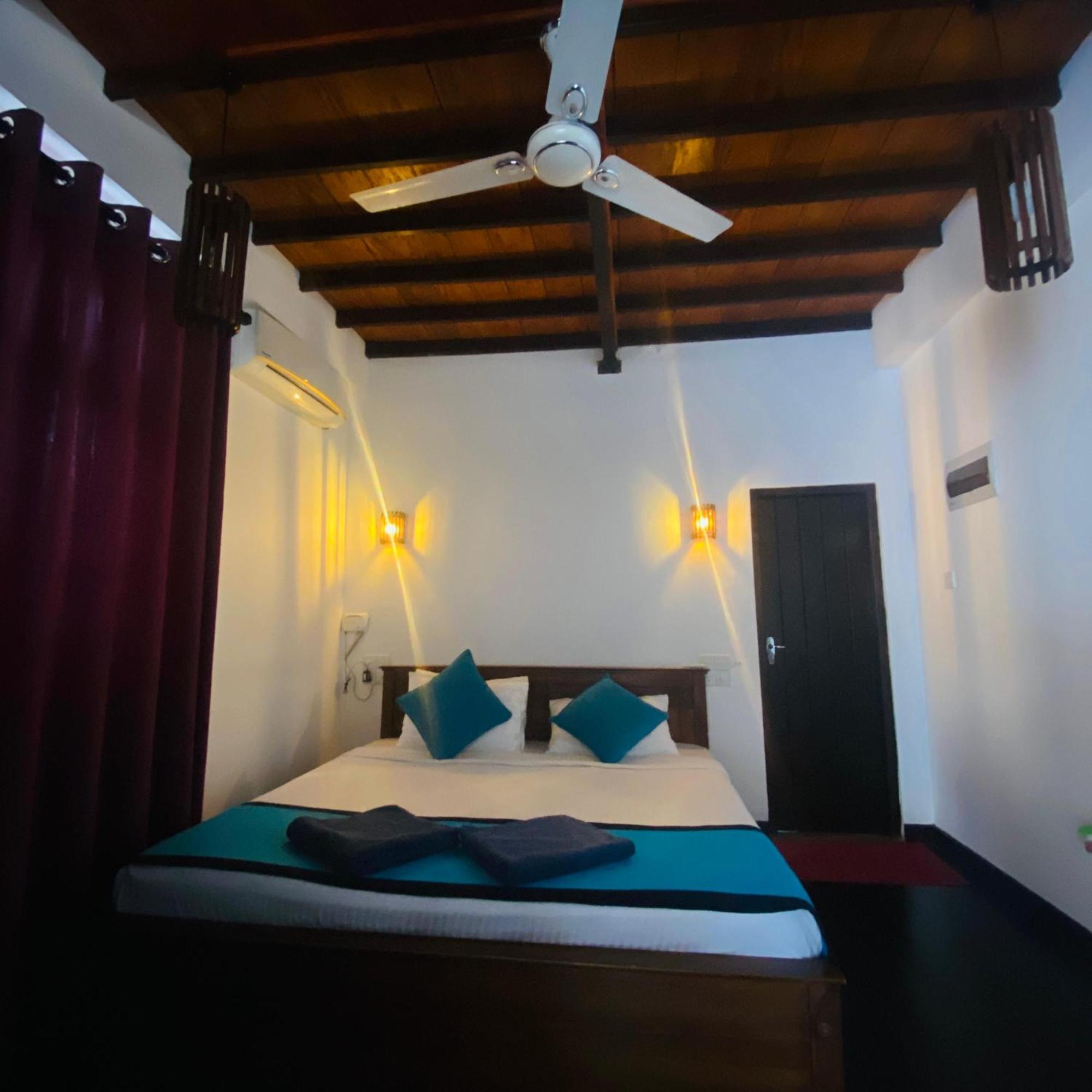Shima Guni Beach Club Hotel Matara Phòng bức ảnh