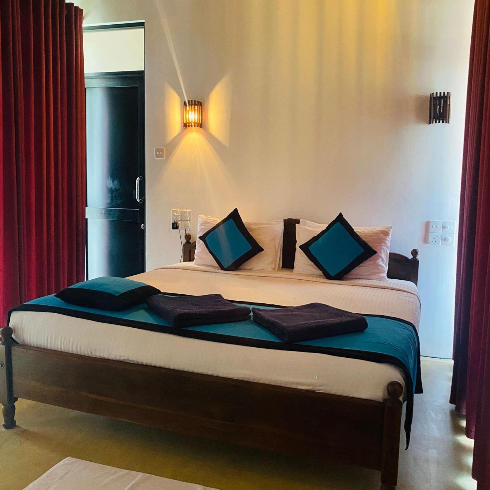 Shima Guni Beach Club Hotel Matara Phòng bức ảnh