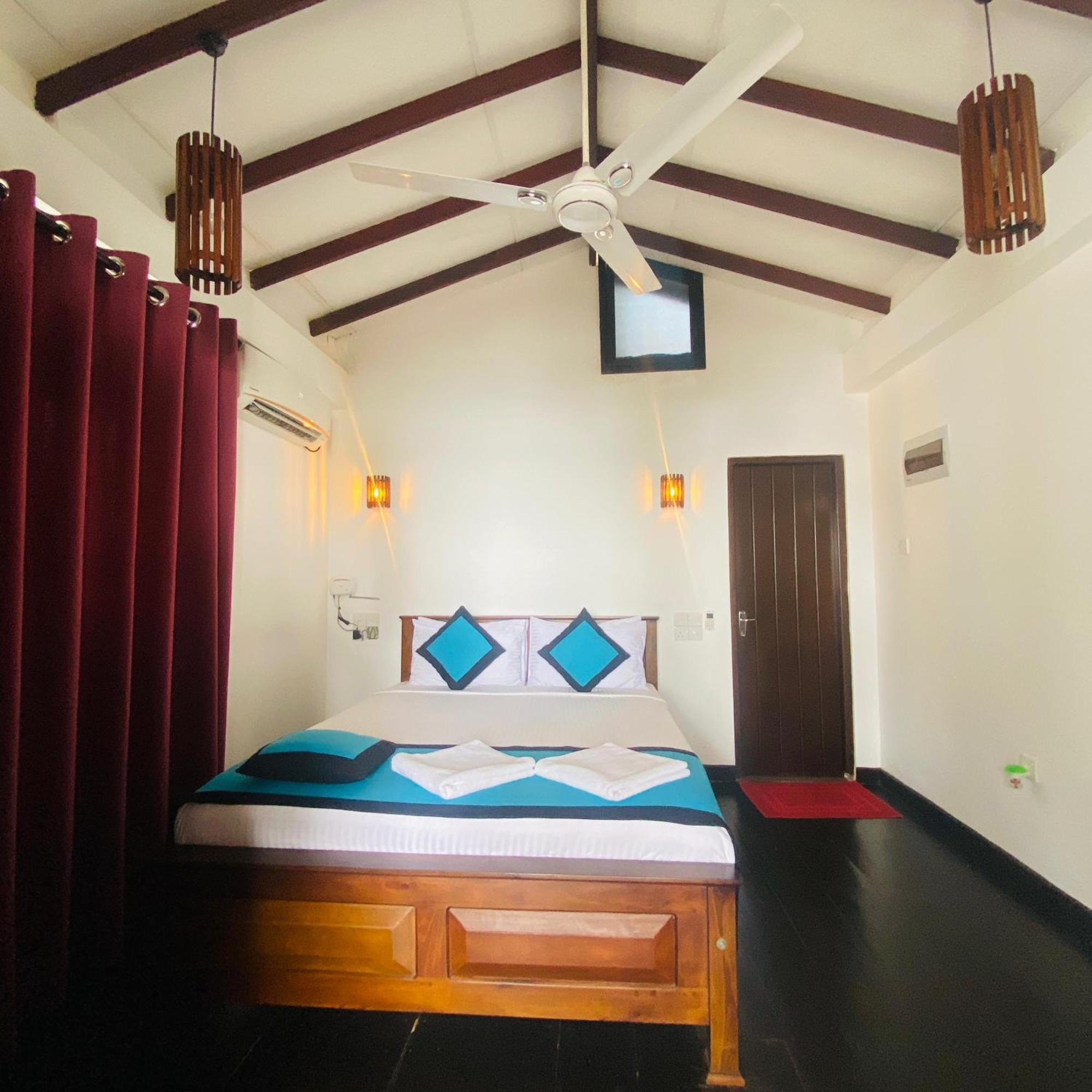 Shima Guni Beach Club Hotel Matara Phòng bức ảnh